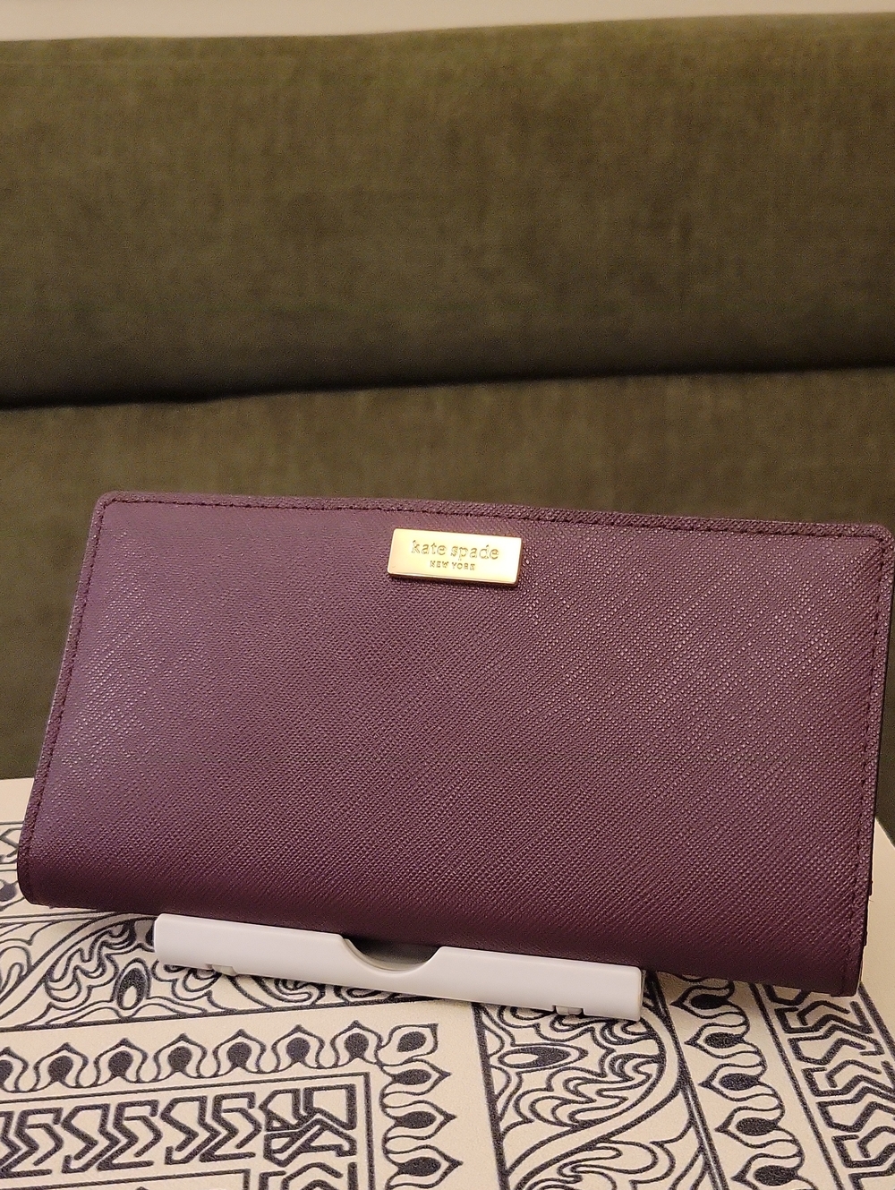 Kate Spade Staci Large Slim Bifold Wallet Plum Pie Burgundy Leather